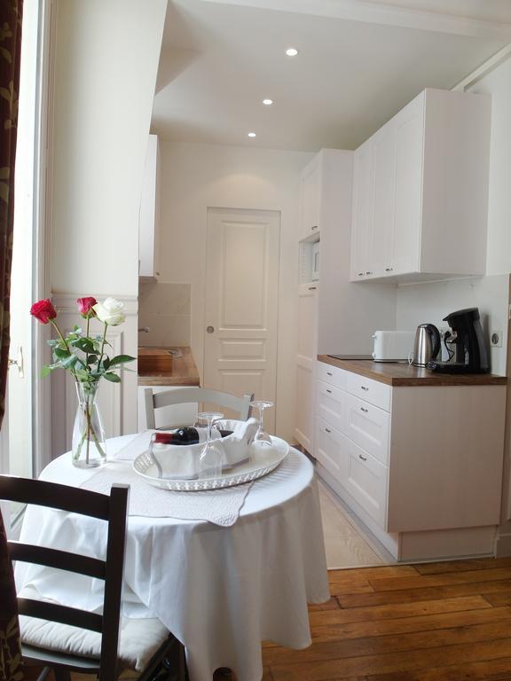 Chambre d hôte : Louvre Elegant Apt Suite Paris Exterior foto