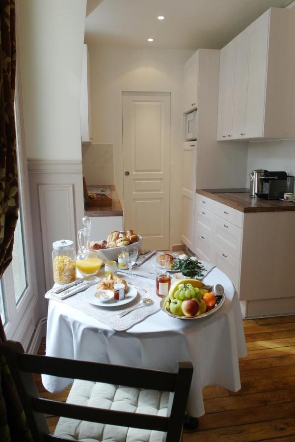 Chambre d hôte : Louvre Elegant Apt Suite Paris Exterior foto