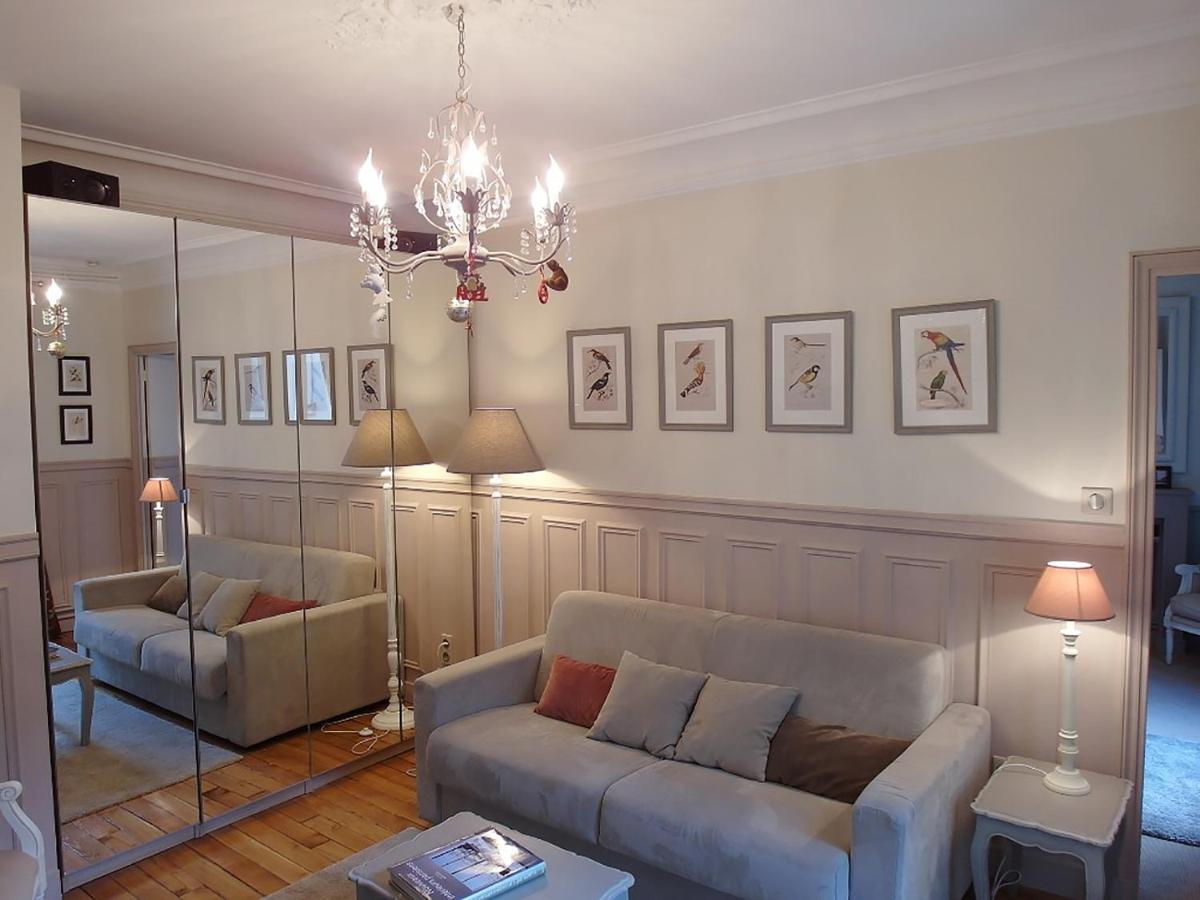 Chambre d hôte : Louvre Elegant Apt Suite Paris Exterior foto